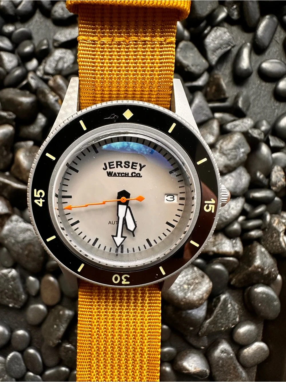 Men's Automatic Dive Watch - Yellow Strap Seiko Mod  matte grey dial
